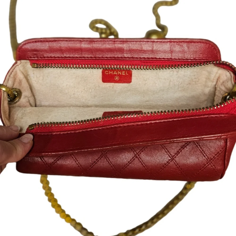 Chanel RARE Authentic lambskin red pouchette bag on ball adjustable chain - Picture 10 of 15